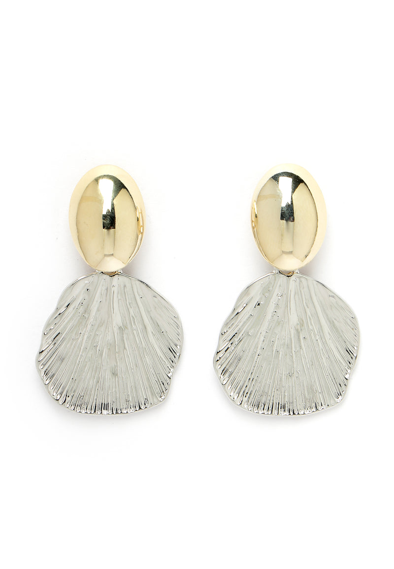 Gold-Coloured Shell-Shaped Earrings