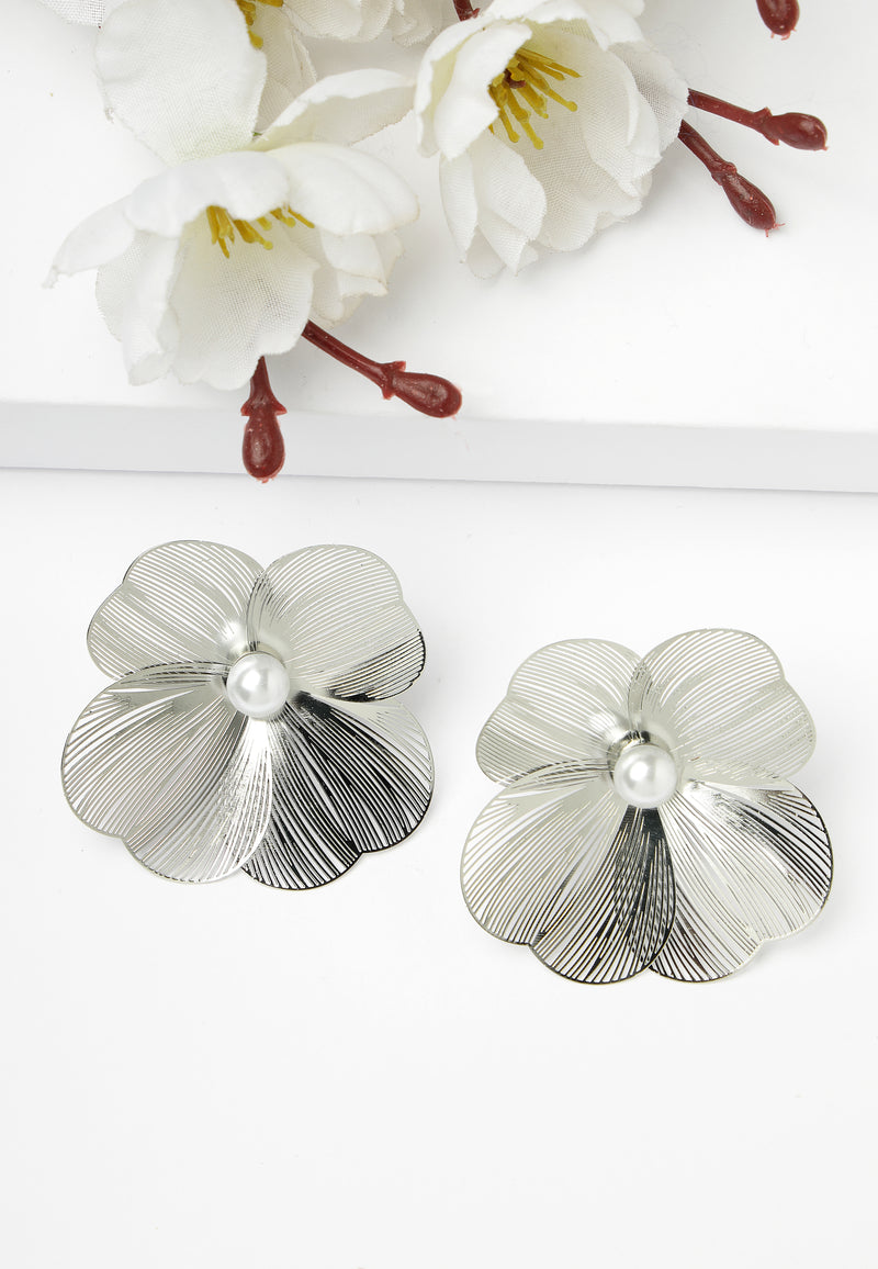 Silver-Coloured Flower Stud Earrings