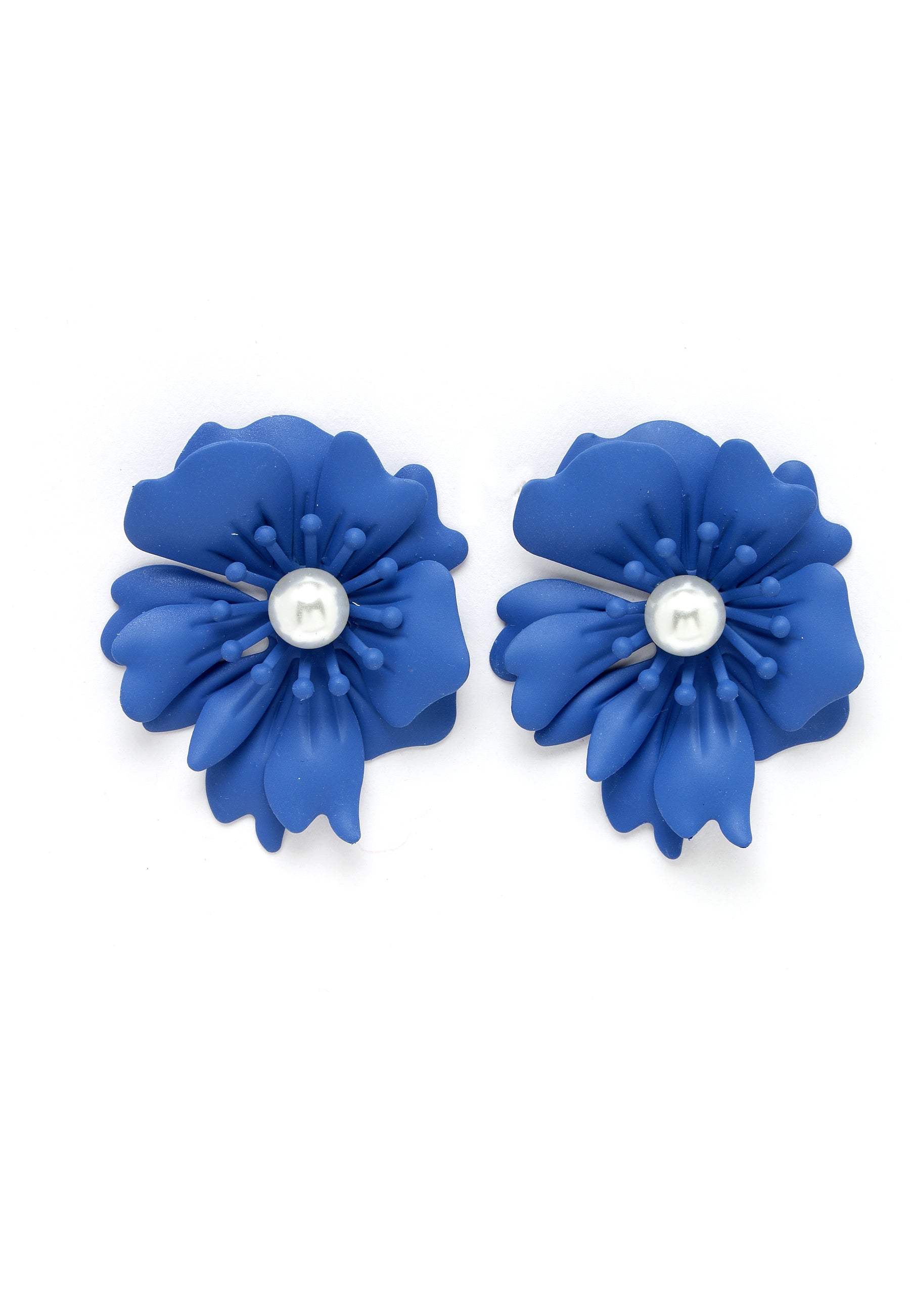 Orecchini con perle floreali in blu