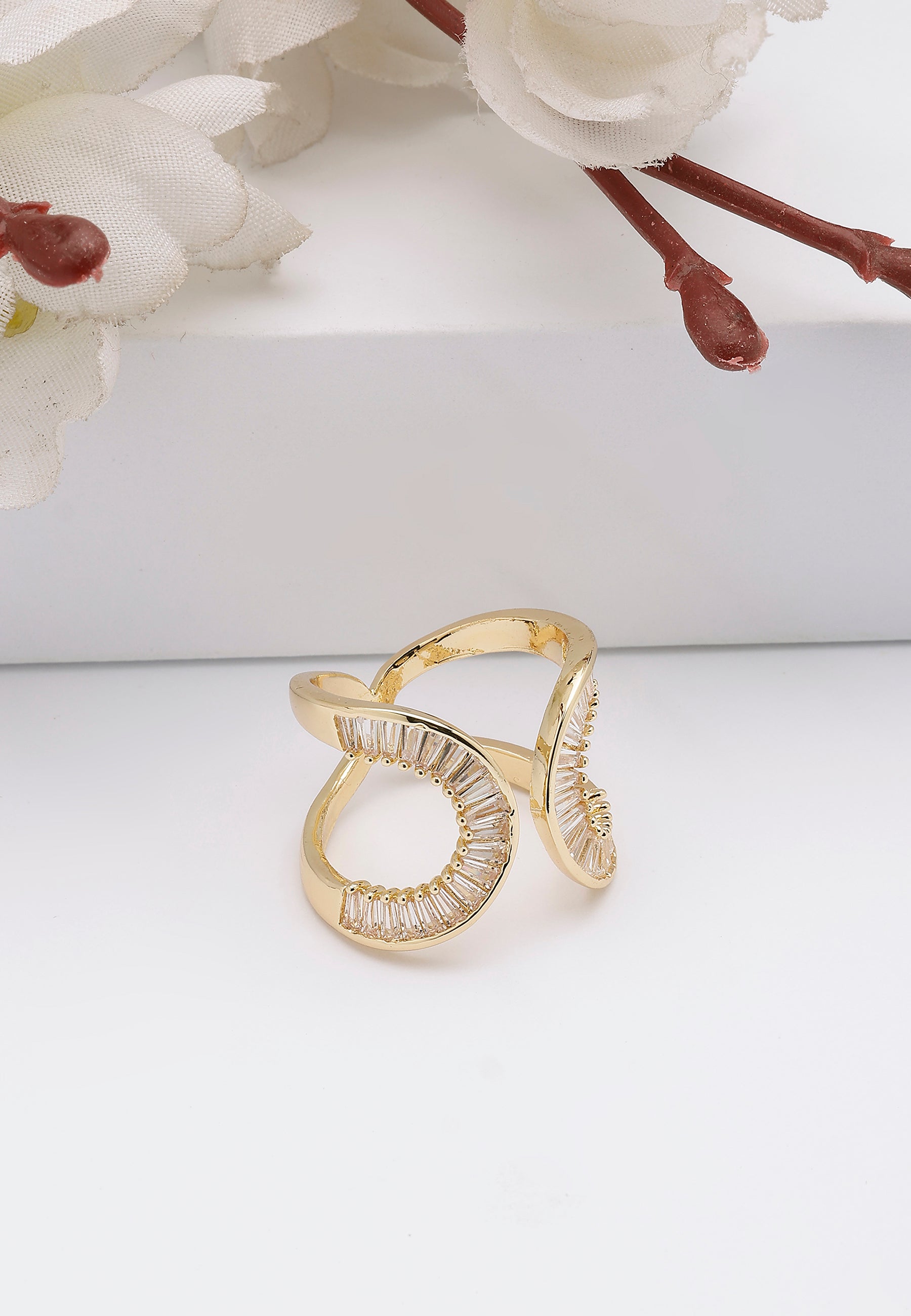 Goldener Halbmond Glam Ring