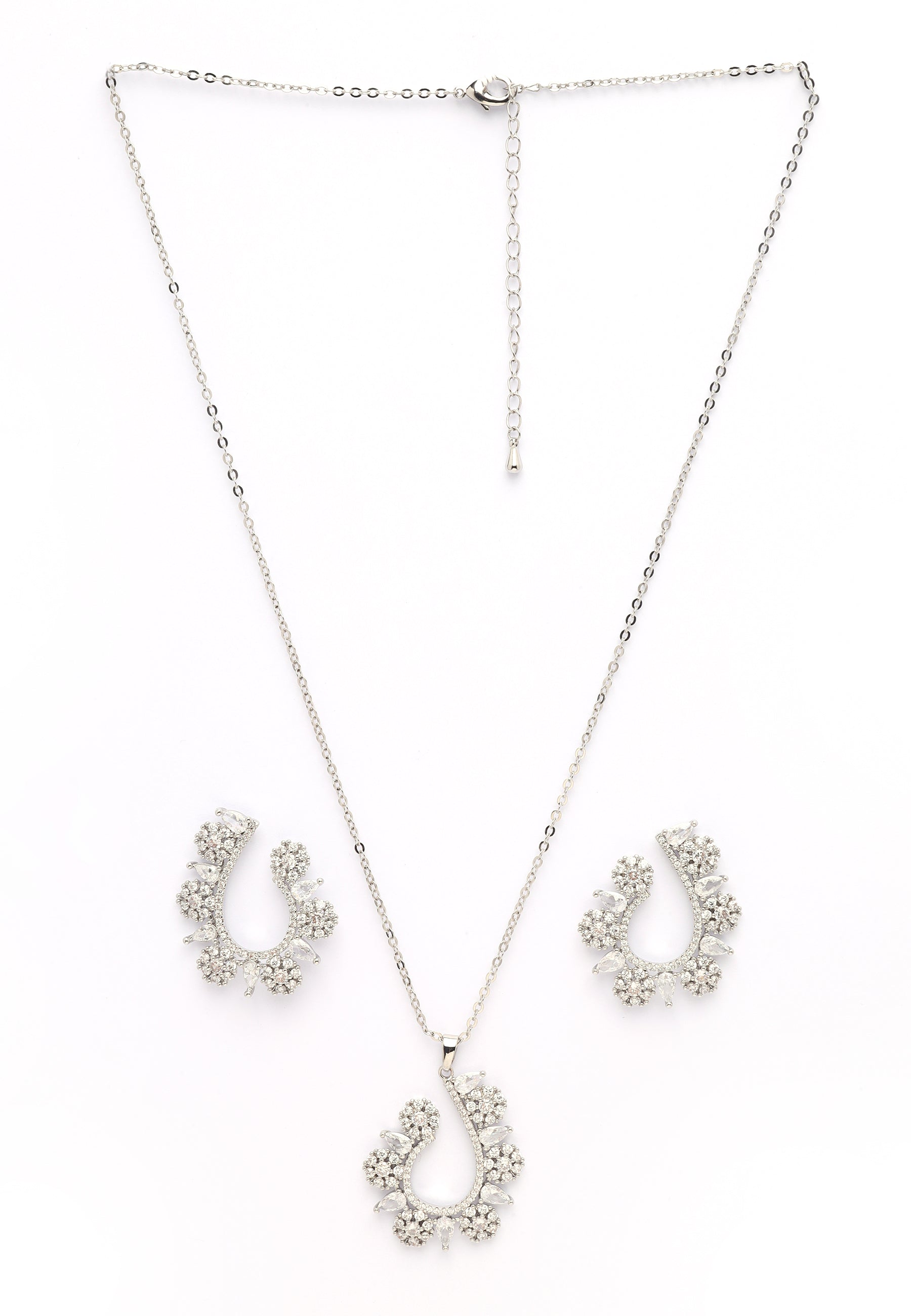 Dainty Floral Earrings and Necklace Set