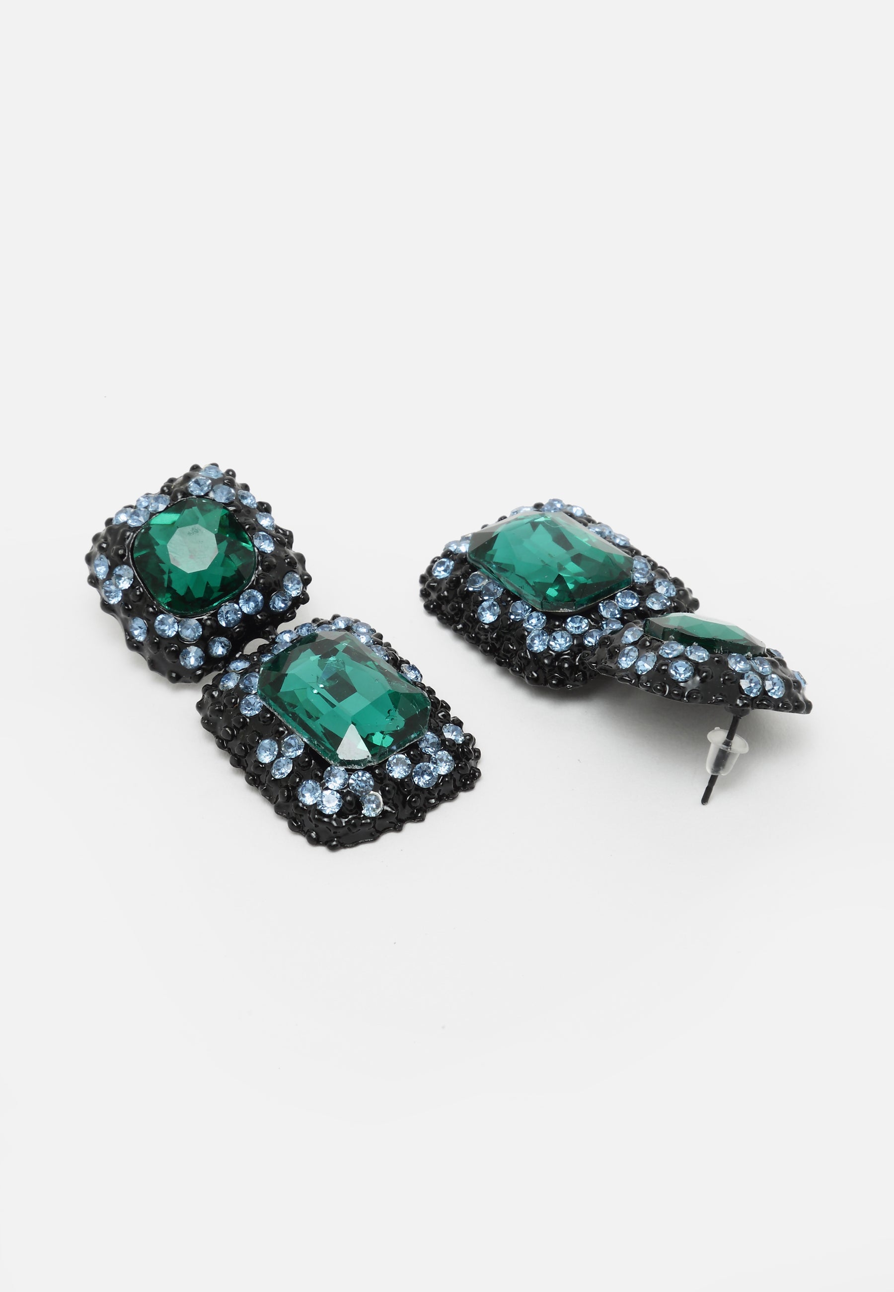 Boucles d'oreilles pendantes avec cristaux de forme carrée en vert